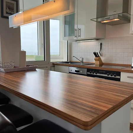 12 * Wilhelmshaven